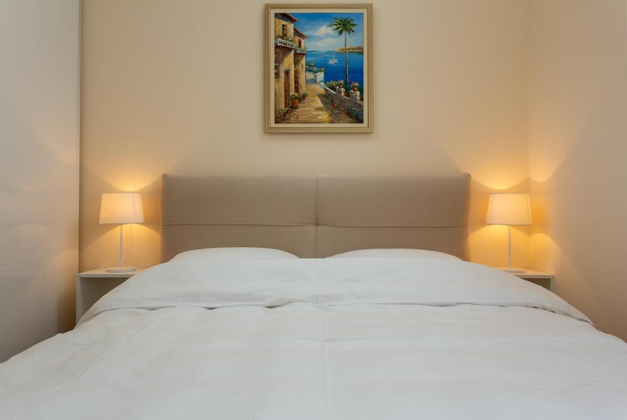 Gajo Deluxe Apartment Trogir Exterior photo