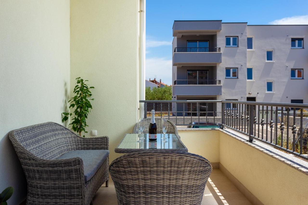 Gajo Deluxe Apartment Trogir Exterior photo
